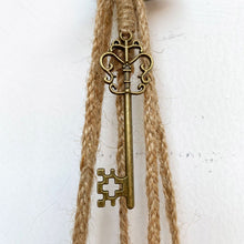 Afbeelding in Gallery-weergave laden, Exorcisme Good Luck Bell
