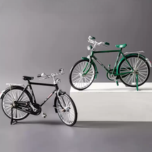 Afbeelding in Gallery-weergave laden, Retro Fietsmodel Ornament
