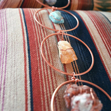 Afbeelding in Gallery-weergave laden, Raw Crystal 7 Chakra Gemstone Wall Decor
