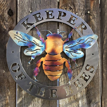 Afbeelding in Gallery-weergave laden, Pre-Sale>>Keeper of the Bees Metal Art

