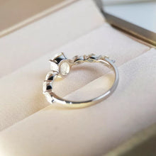 Afbeelding in Gallery-weergave laden, Ovale Diamanten Ring
