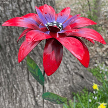 Afbeelding in Gallery-weergave laden, Tuindecoratie Metalen Bloemen
