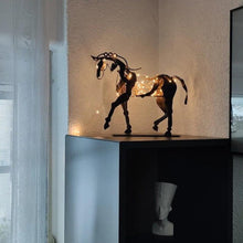 Afbeelding in Gallery-weergave laden, Paardensculptuur 'Adonis'
