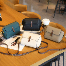 Afbeelding in Gallery-weergave laden, Lichte luxe zachte lederen schuine tas
