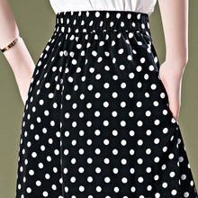 Afbeelding in Gallery-weergave laden, Zwarte culotte van chiffon met stippen
