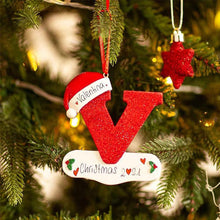 Afbeelding in Gallery-weergave laden, Gepersonaliseerde Kerstmis 24 letter ornamenten
