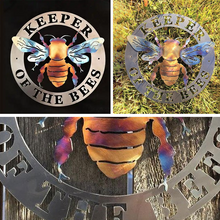 Afbeelding in Gallery-weergave laden, Pre-Sale>>Keeper of the Bees Metal Art
