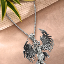 Afbeelding in Gallery-weergave laden, Boze engel hanger ketting

