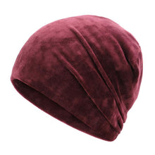 Afbeelding in Gallery-weergave laden, Zachte winter muts met strass steentjes
