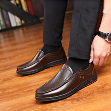 Afbeelding in Gallery-weergave laden, Loafers van echt leer met zachte binnenzool voor heren
