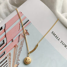Afbeelding in Gallery-weergave laden, Geometrische smiley ketting
