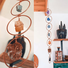 Afbeelding in Gallery-weergave laden, Raw Crystal 7 Chakra Gemstone Wall Decor
