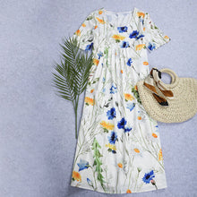 Afbeelding in Gallery-weergave laden, Voorverkoop>Casual jurk met ronde hals en print
