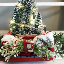 Afbeelding in Gallery-weergave laden, Kerst rode boerderij Truck decoratie
