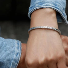 Afbeelding in Gallery-weergave laden, Gunstige totem etnische armband
