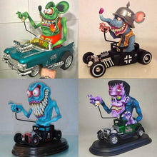 Afbeelding in Gallery-weergave laden, Boos monster standbeeld
