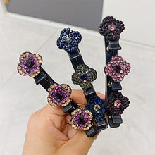 Afbeelding in Gallery-weergave laden, Haarclip met drie bloemen aan de zijkant
