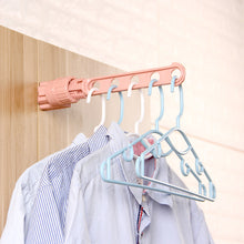 Afbeelding in Gallery-weergave laden, Opvouwbare kleerhanger voor aan de muur
