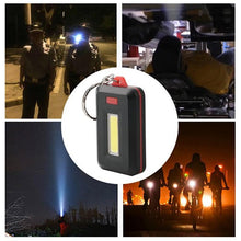 Afbeelding in Gallery-weergave laden, Mini LED Zaklamp Sleutelhanger
