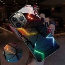 Afbeelding in Gallery-weergave laden, Bliksem iPhone-hoesje
