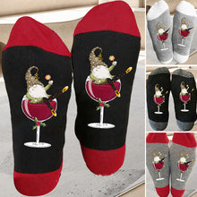 Afbeelding in Gallery-weergave laden, Gnome wijnglas Unisex Crew sokken
