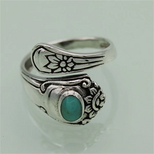 Afbeelding in Gallery-weergave laden, Turquoise Lepel Vintage Ring
