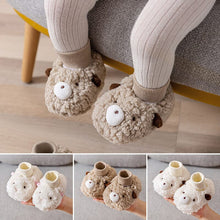 Afbeelding in Gallery-weergave laden, Baby cartoon pluche katoenen peuter schoenen
