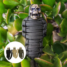 Afbeelding in Gallery-weergave laden, Paracord Sleutelhanger Mummie Messing Schedel
