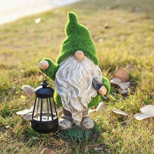 Afbeelding in Gallery-weergave laden, Solar Garden Gnome Statue – Lantern

