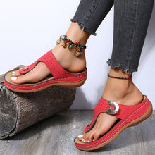 Afbeelding in Gallery-weergave laden, Teenslippers met sleehak
